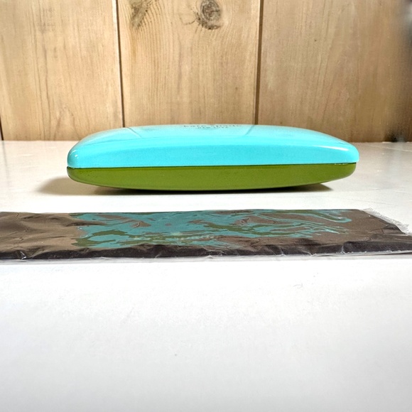 Kate Spade Hard Eyeglass Case and Monogram Cloth - Picture 7 of 10